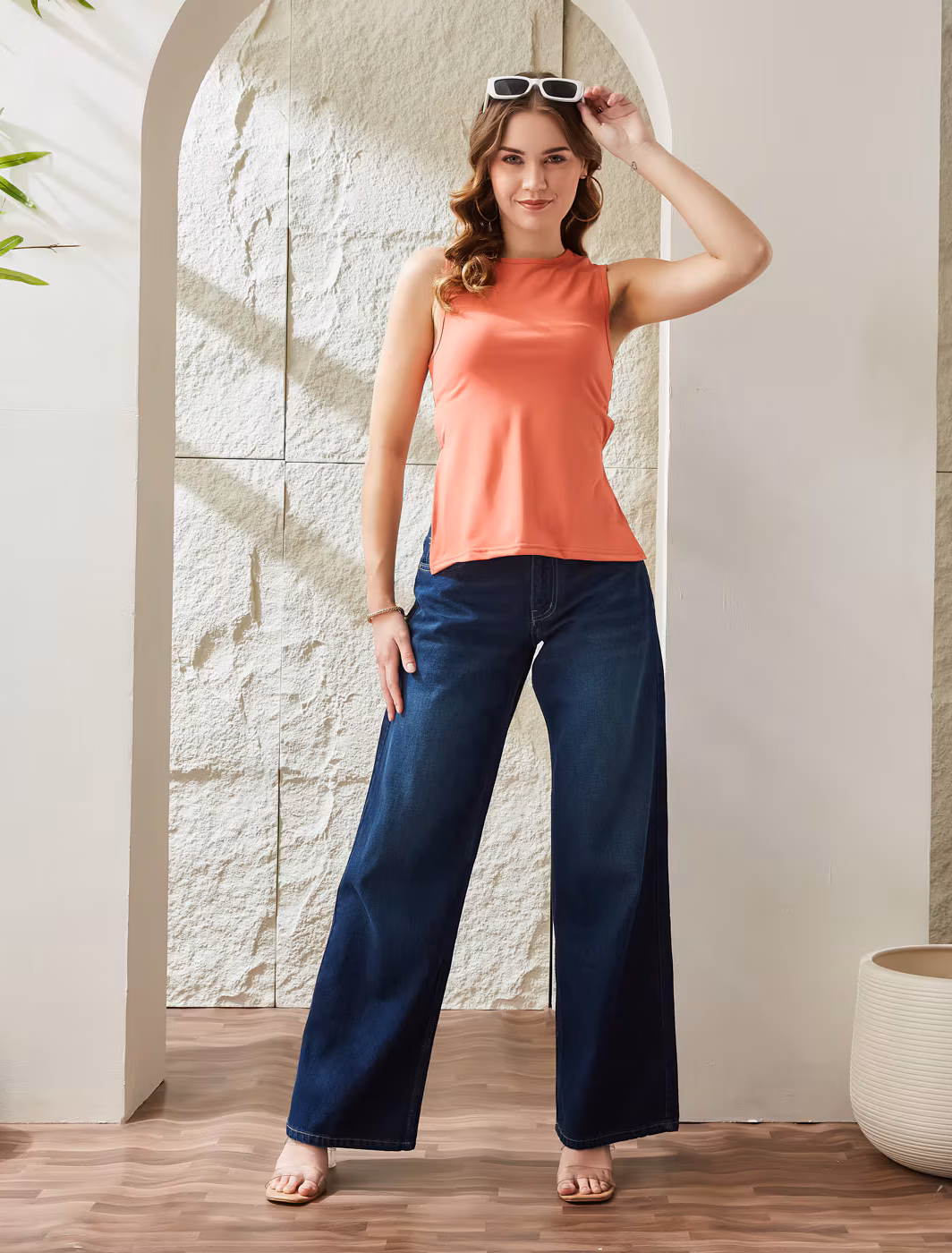 Full Length Fly With Button Closure Mid Wash Jeans